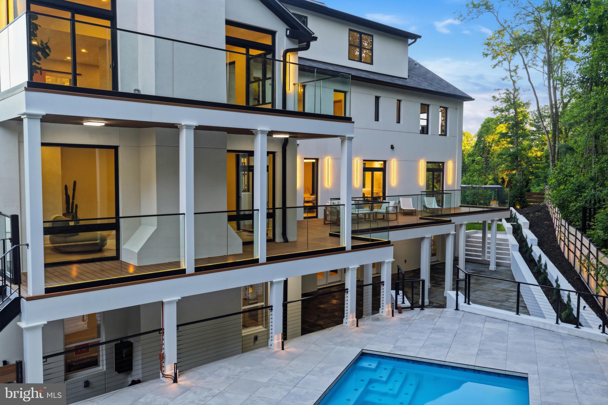 BASIL COURT - Residential