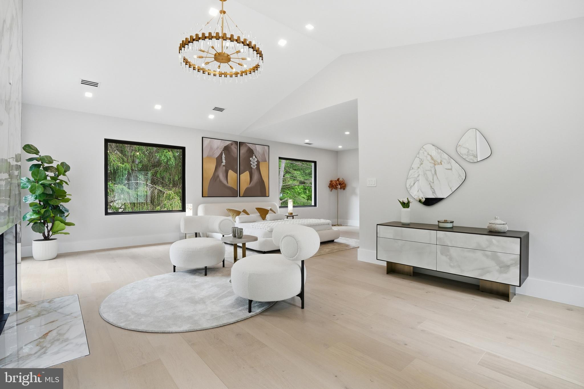 BASIL COURT - Residential