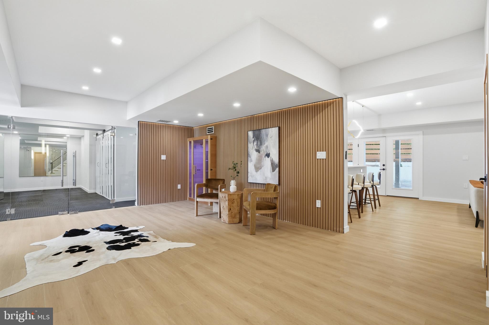 BASIL COURT - Residential