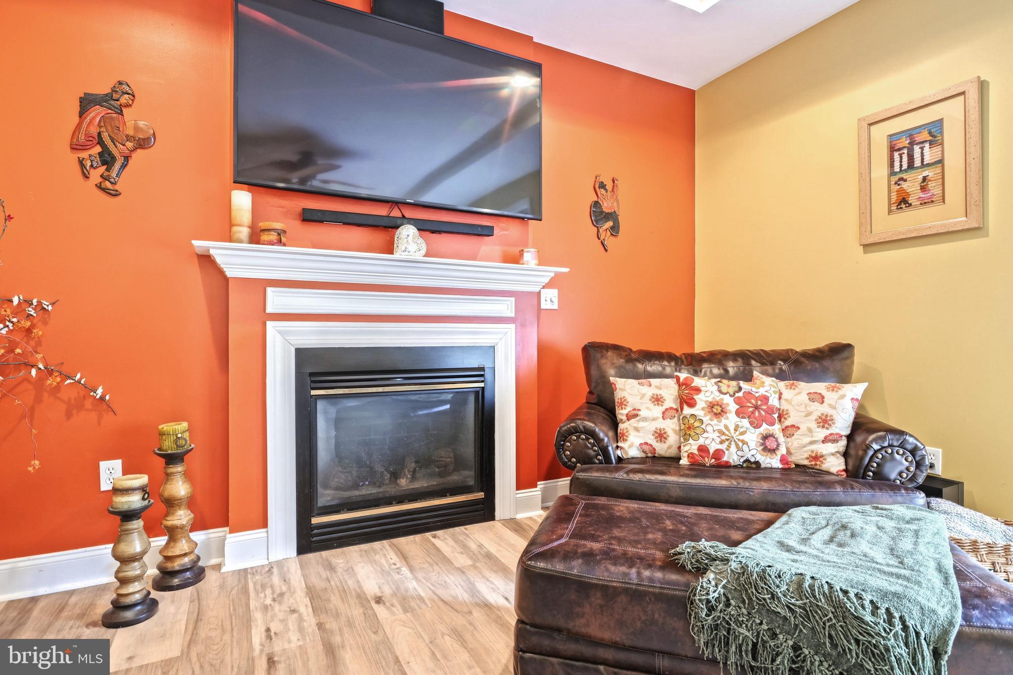 SAGE HILL - Residential