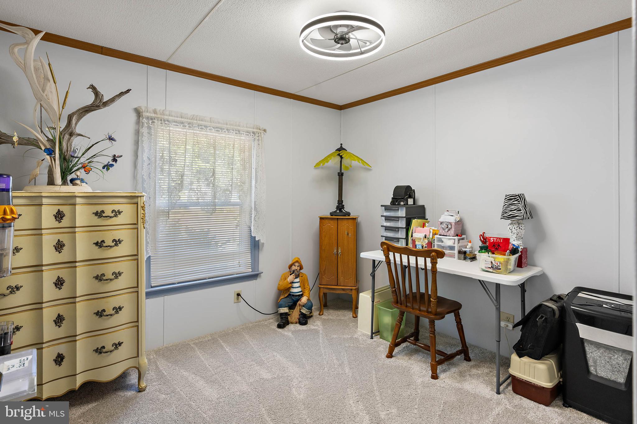 LAZY LAKE - Residential