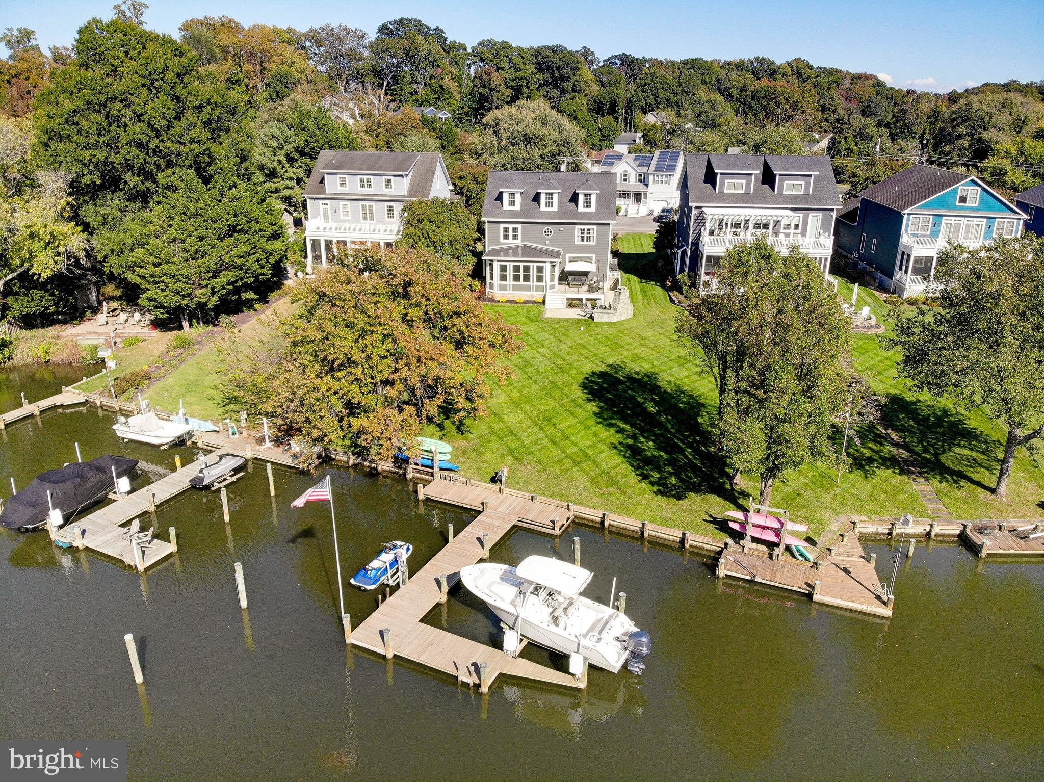 LOCH HAVEN - Residential