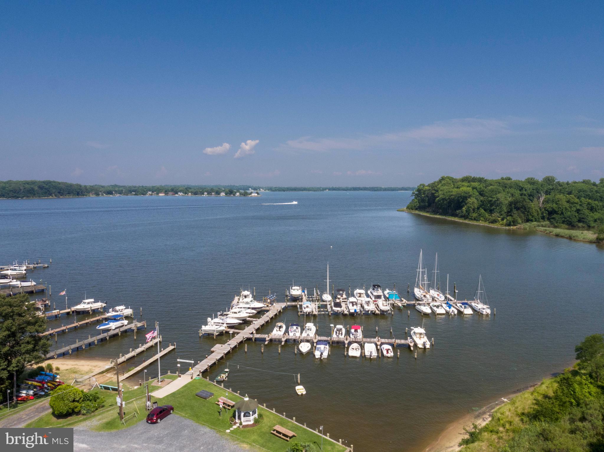 LOCH HAVEN - Residential