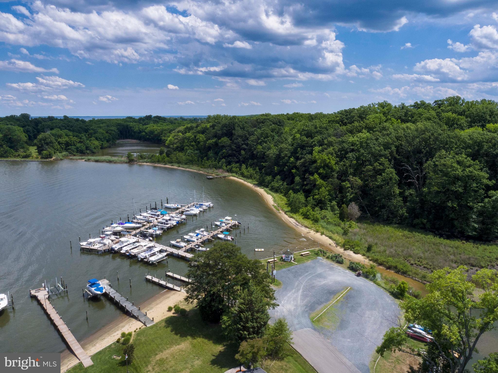 LOCH HAVEN - Residential