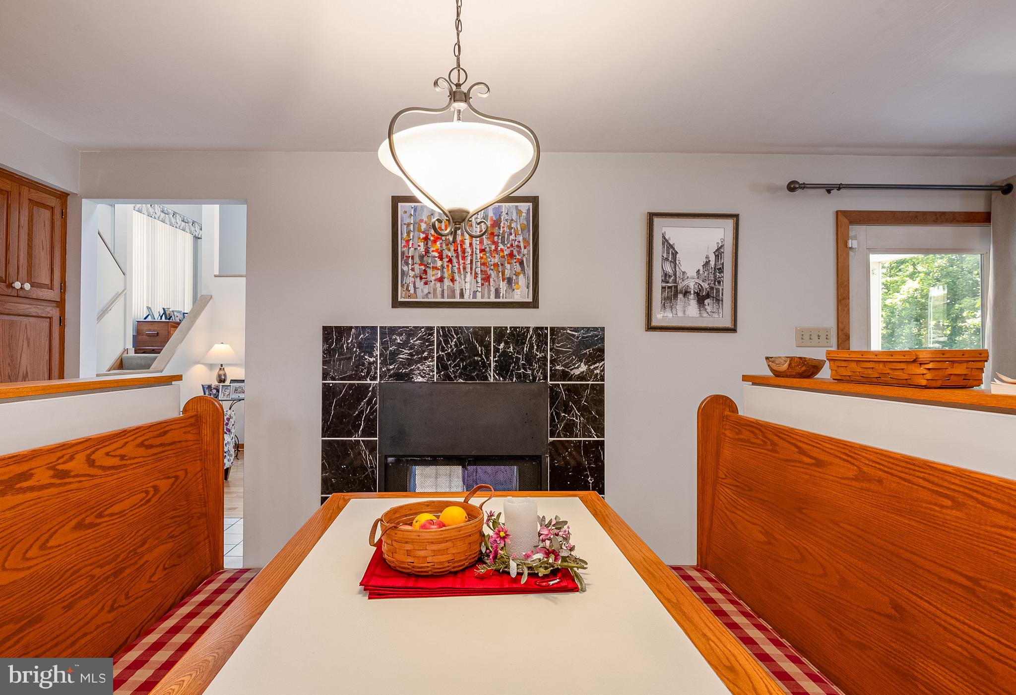 COUNTRY CLUB ESTAT - Residential