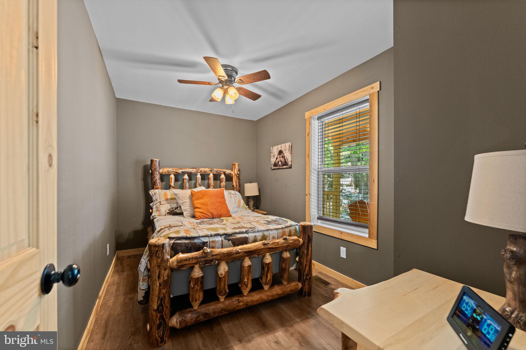 SHANNONDALE - Residential