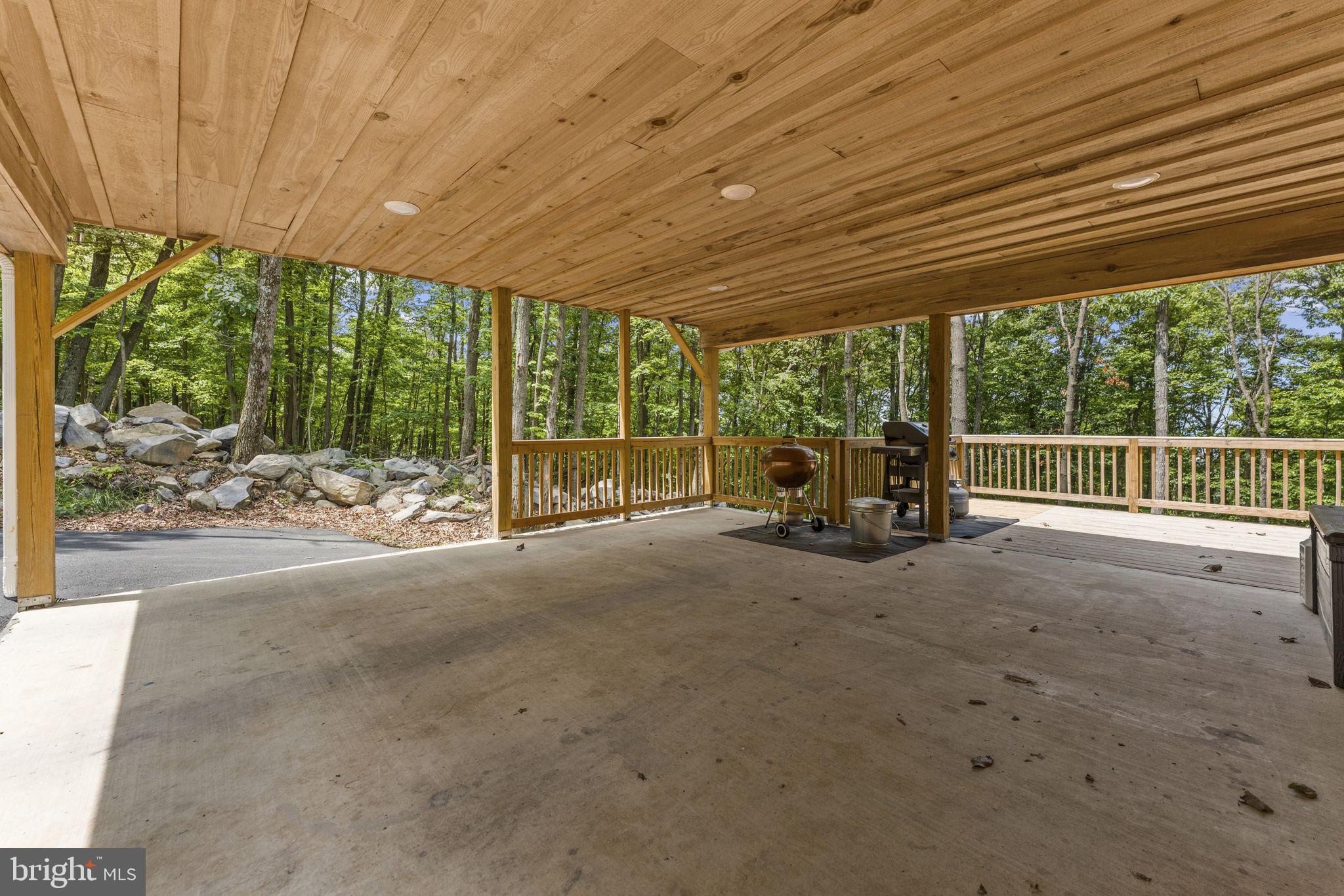 SHANNONDALE - Residential