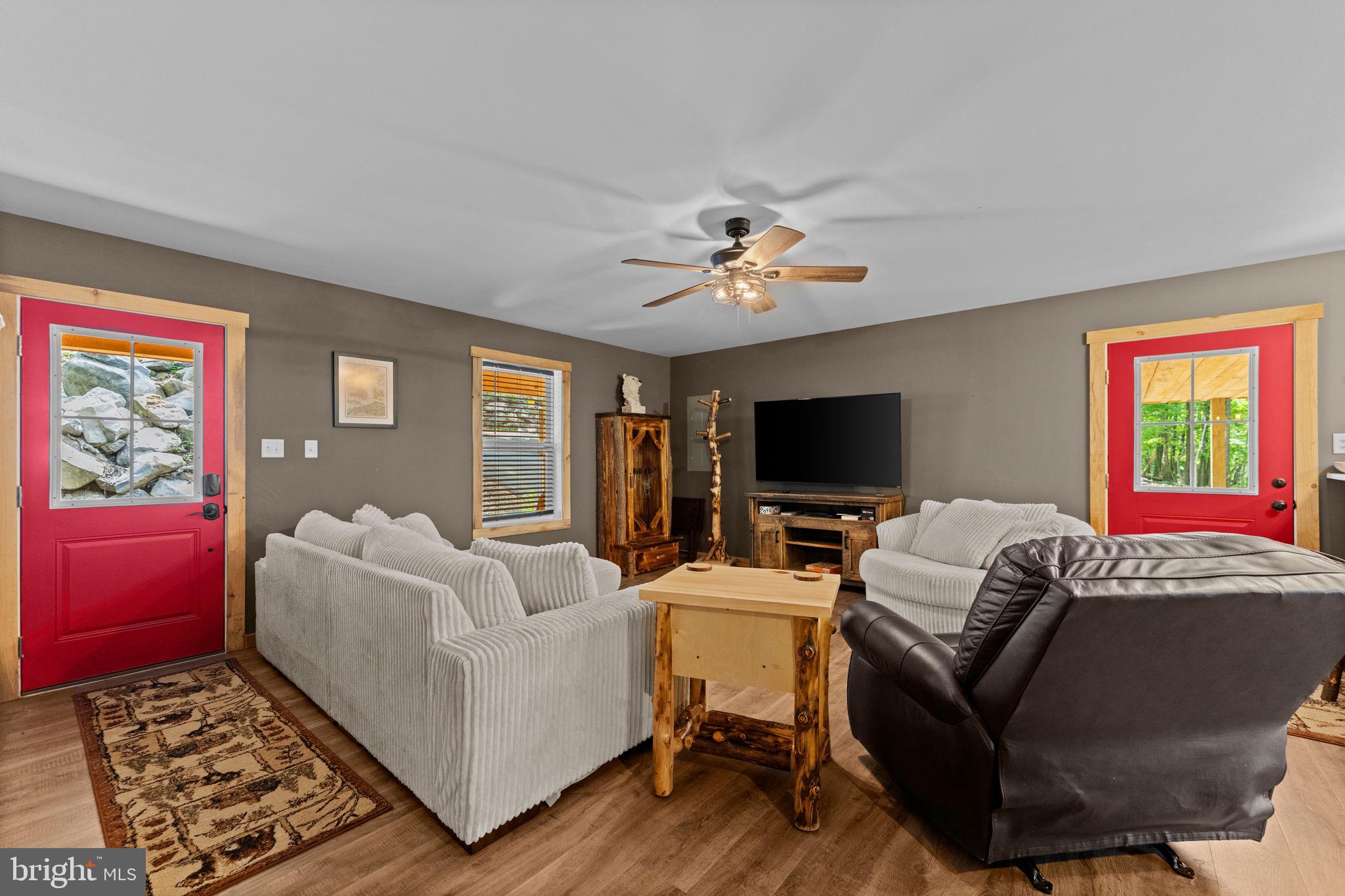 SHANNONDALE - Residential