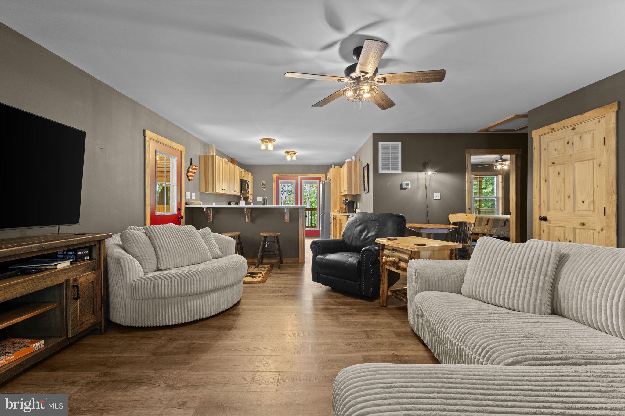 SHANNONDALE - Residential