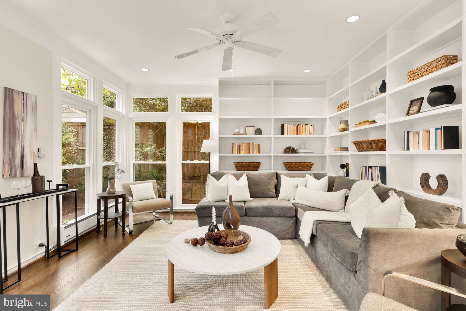 CHEVY CHASE - Residential