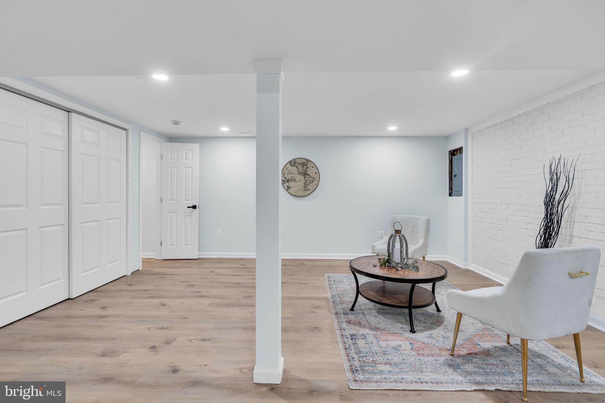 KINGS PARK - Residential