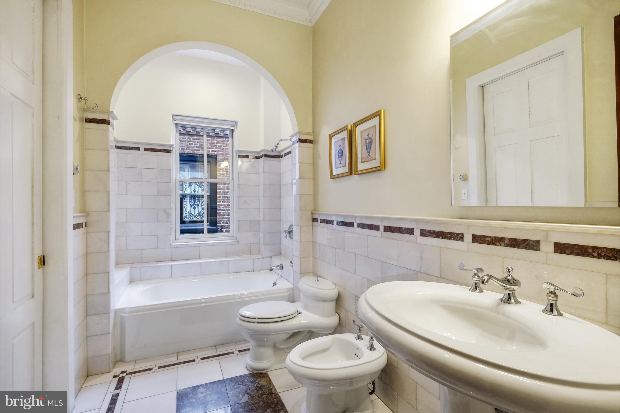 RITTENHOUSE SQUARE - Residential