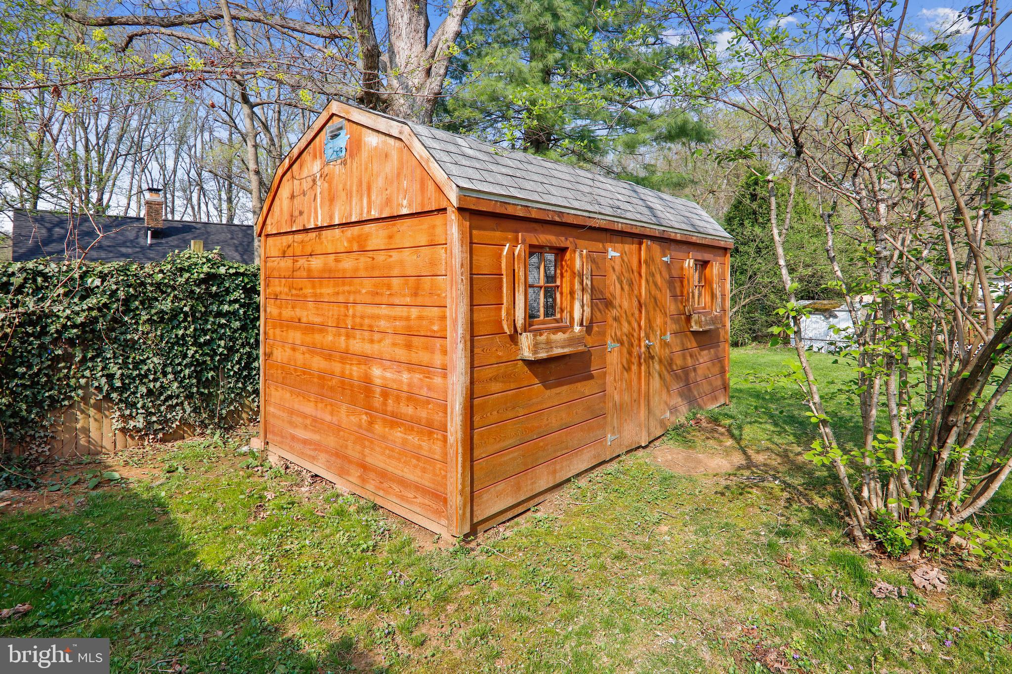 VEIRS MILL VILLAGE - Residential