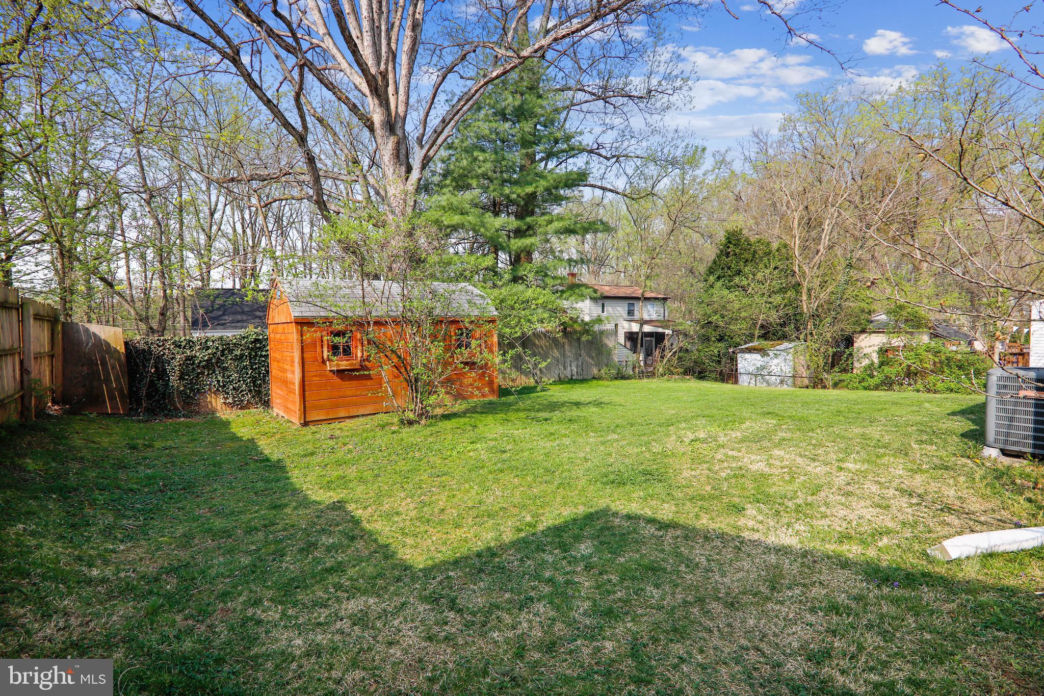VEIRS MILL VILLAGE - Residential