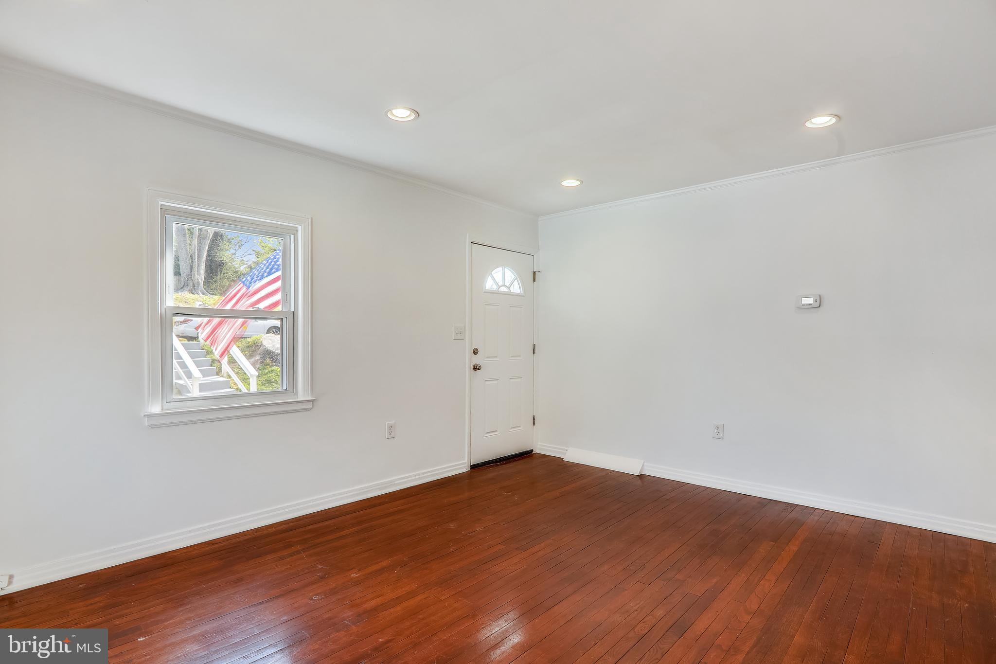 VEIRS MILL VILLAGE - Residential