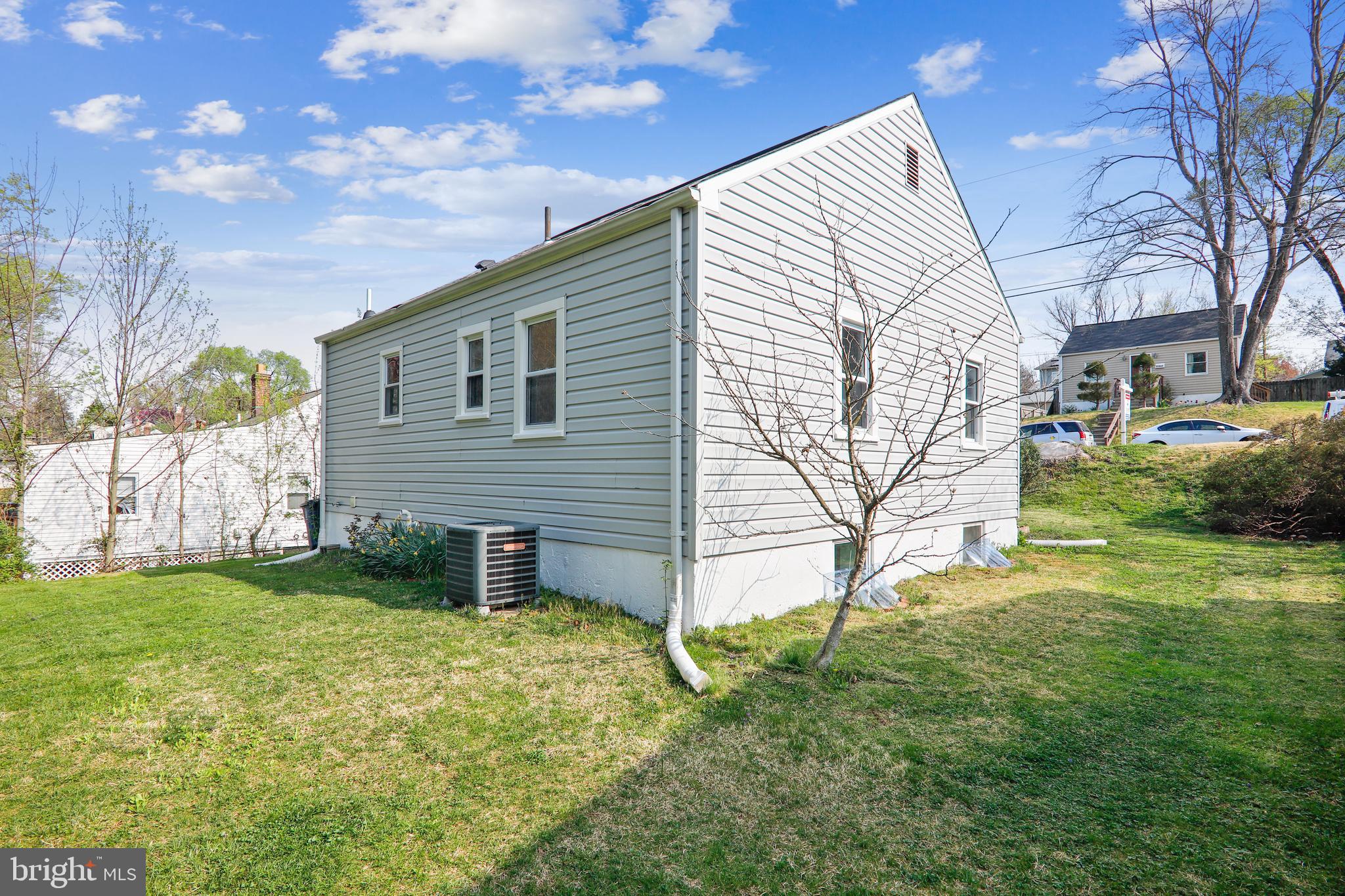 VEIRS MILL VILLAGE - Residential