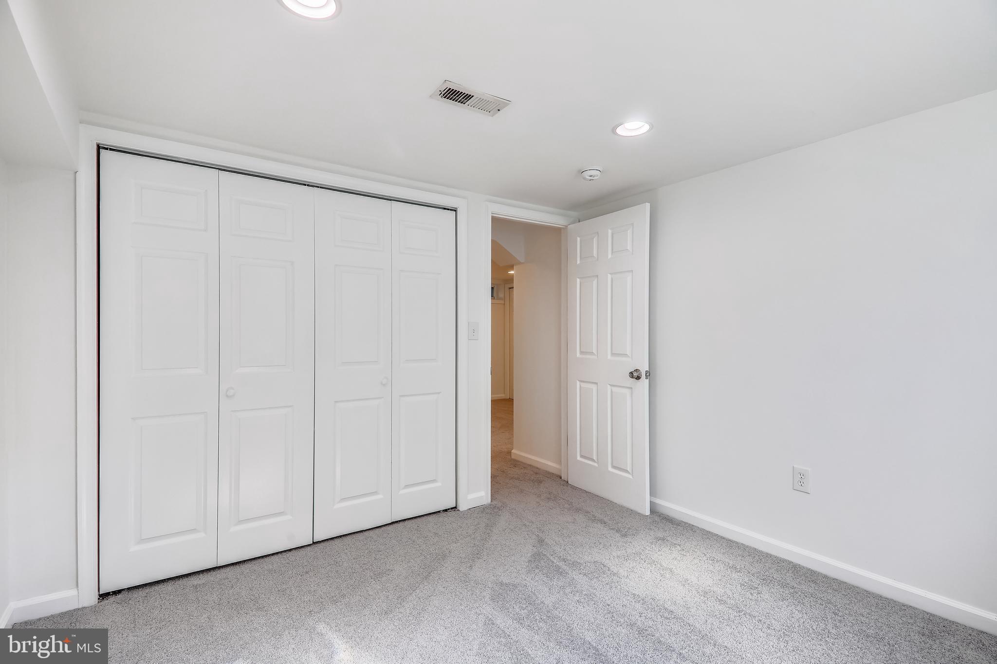 VEIRS MILL VILLAGE - Residential