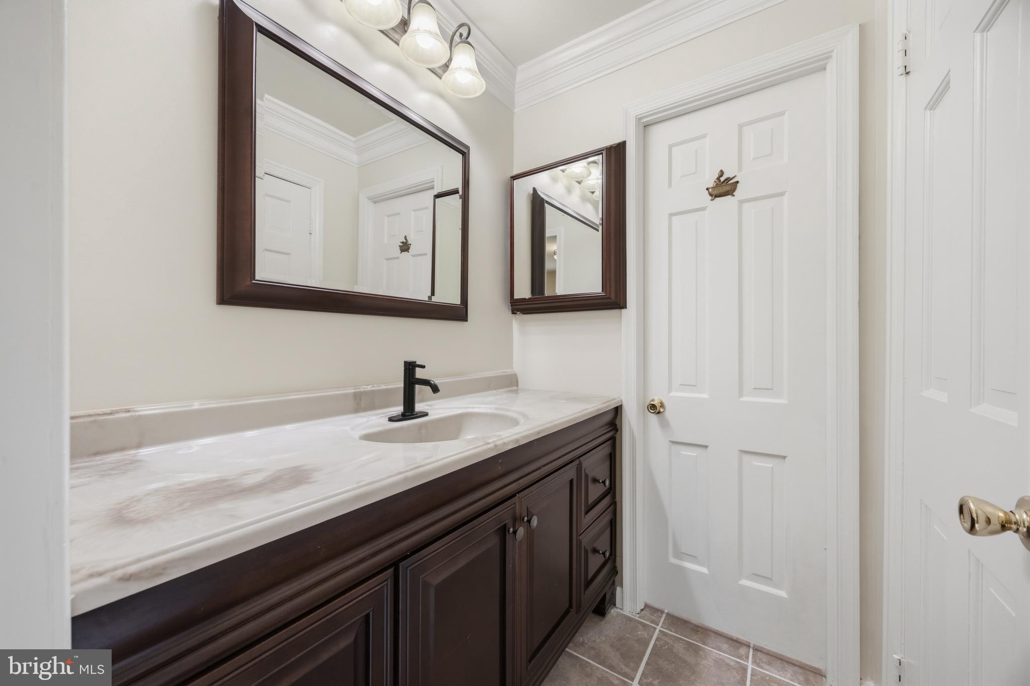 HAWTHORNE - Residential