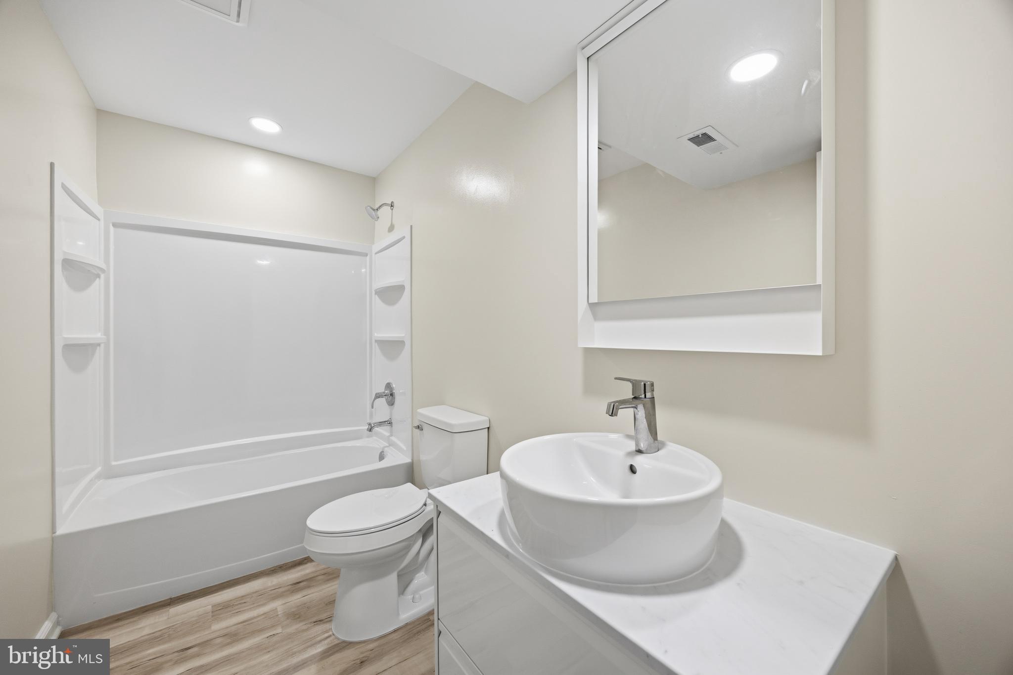 HAWTHORNE - Residential