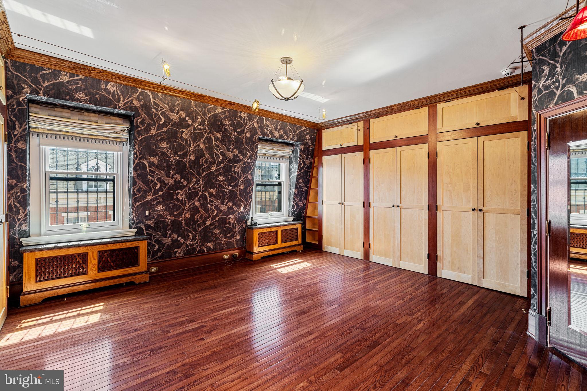 RITTENHOUSE SQUARE - Residential