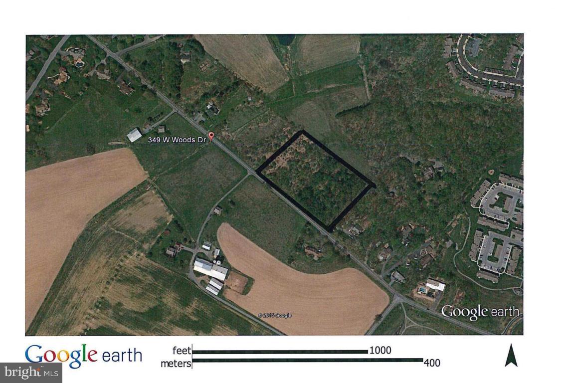 Wooded acreage, poetntial 7 lot subdivision (see documents), public sewer and water nearby.  Great location, South of Lititz across from Heart of Lancaster Hospital.