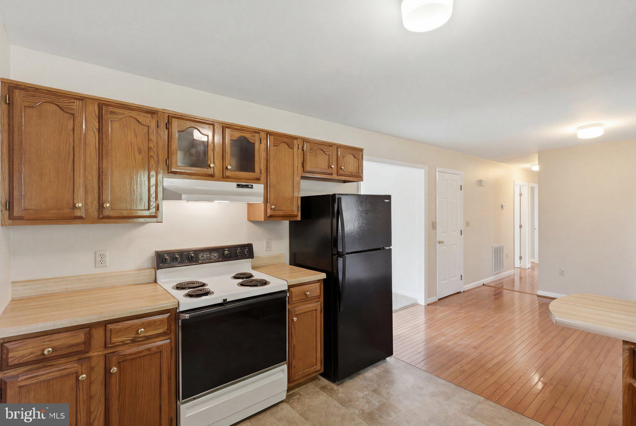 COOL HOLLOW ESTATES - Residential