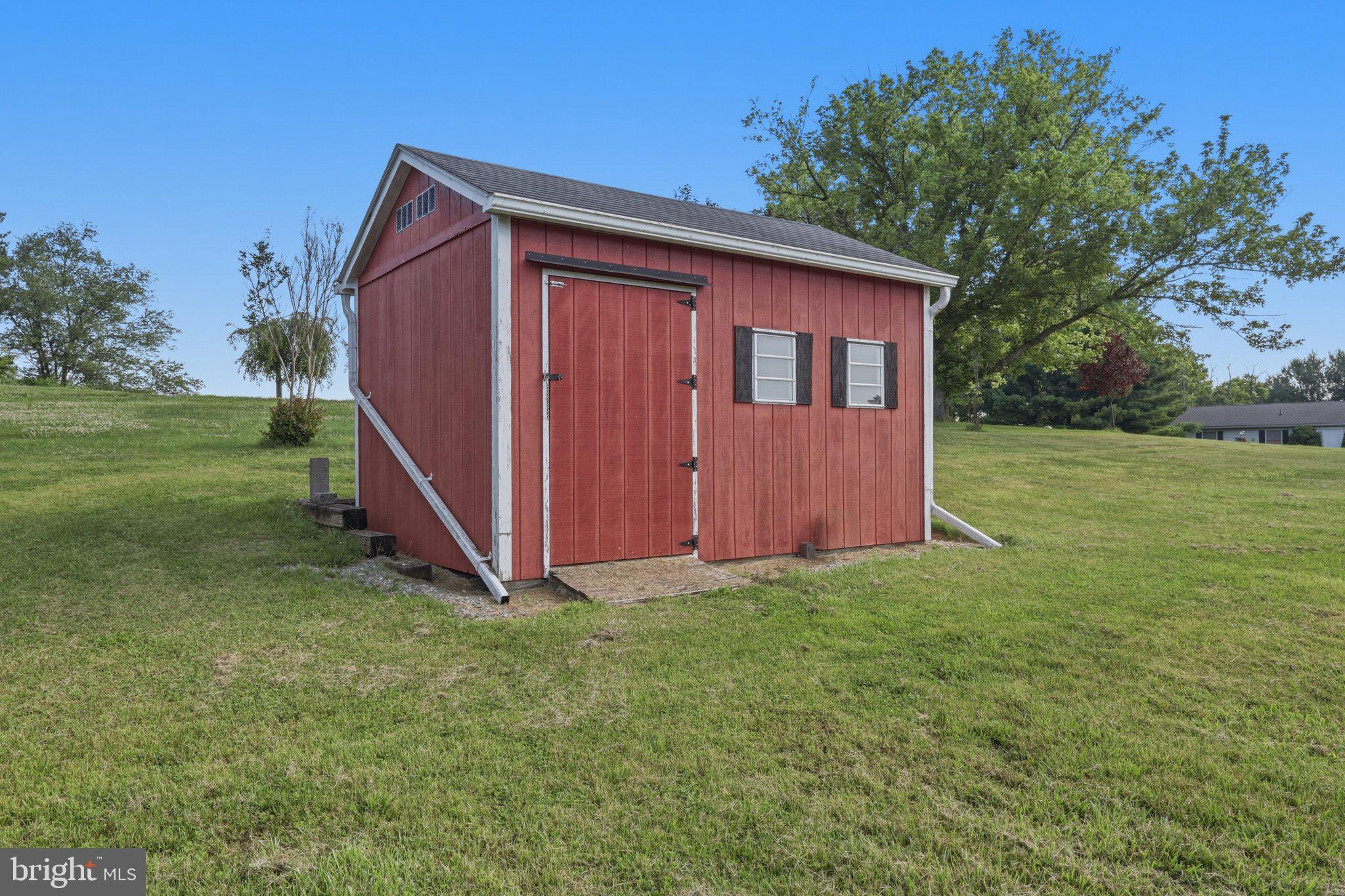 COOL HOLLOW ESTATES - Residential