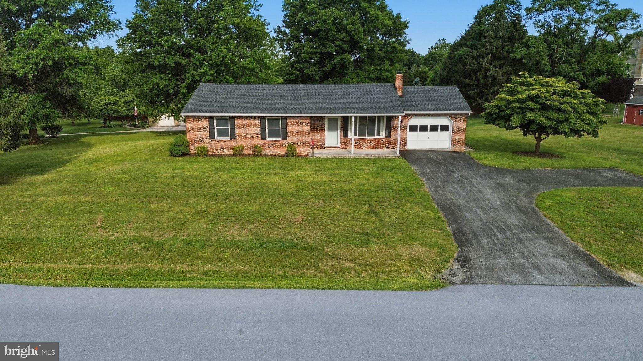 COOL HOLLOW ESTATES - Residential