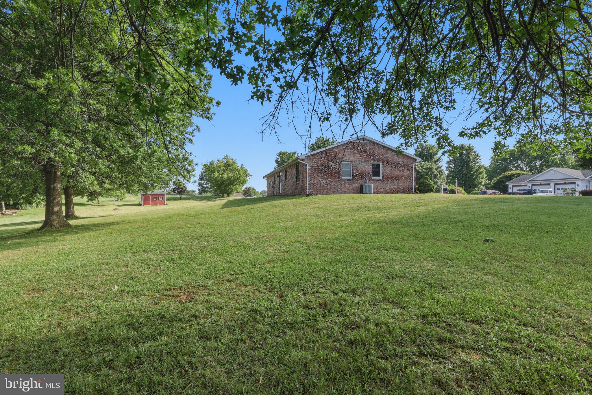 COOL HOLLOW ESTATES - Residential