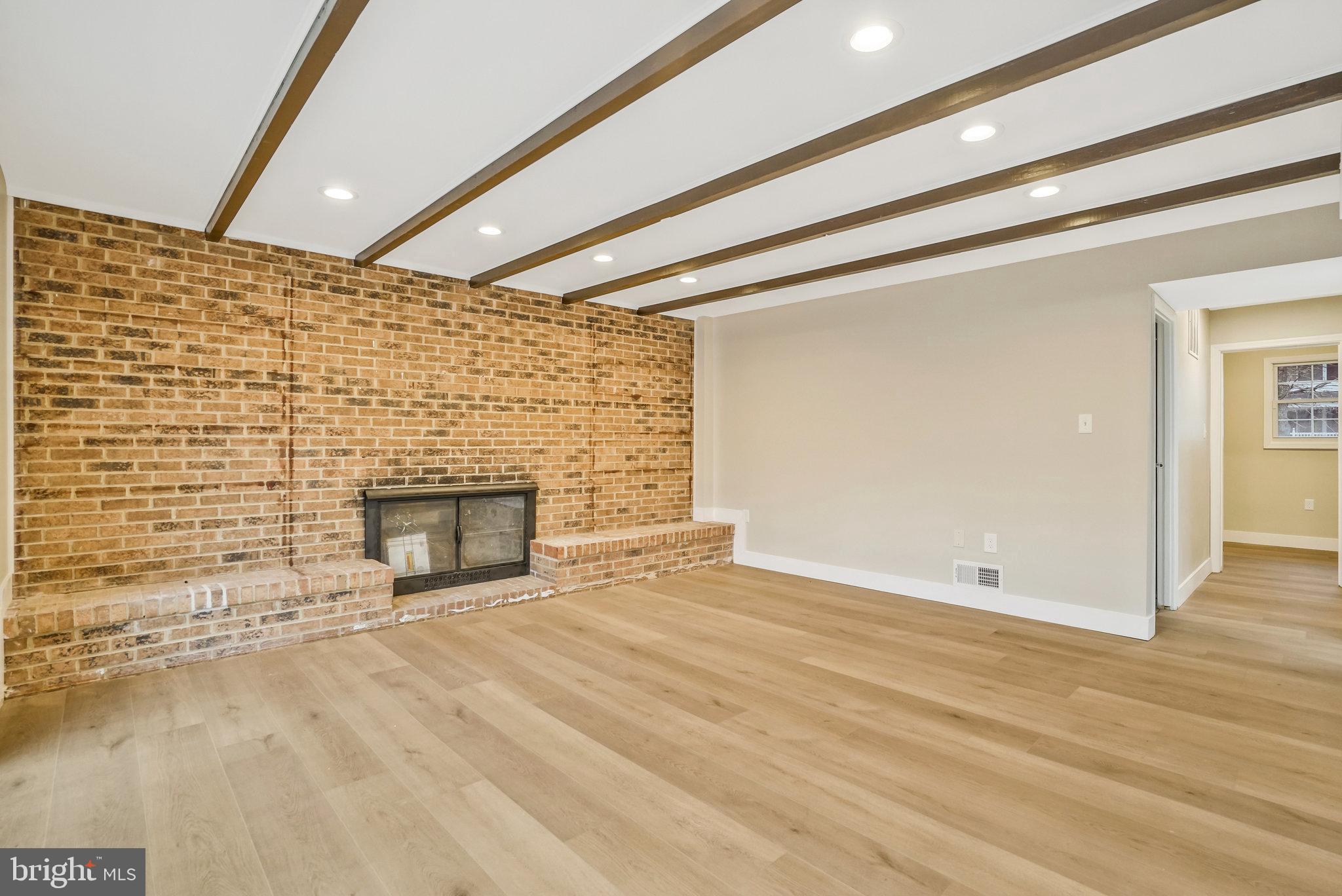 CANTERBURY WOODS - Residential Lease
