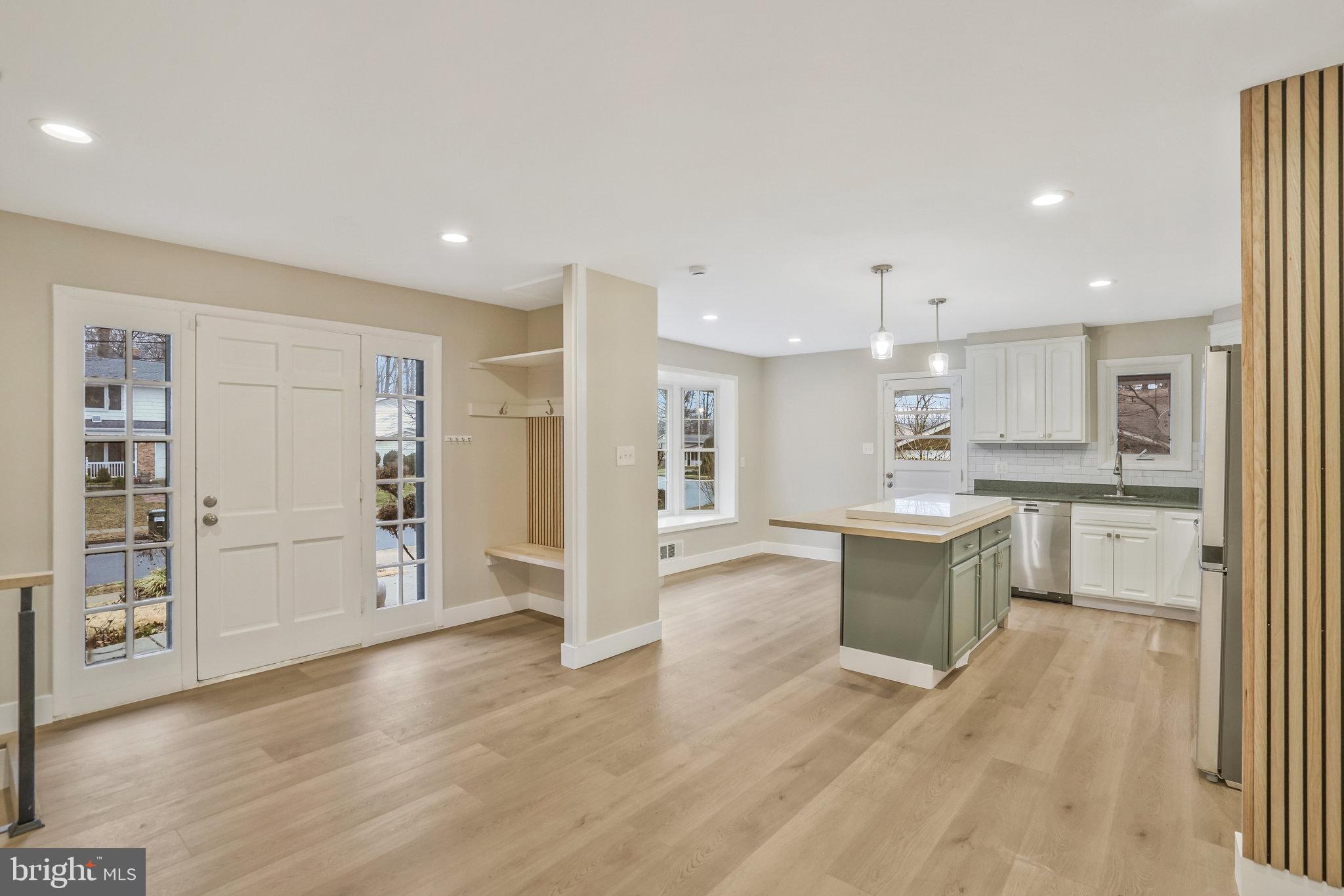 CANTERBURY WOODS - Residential Lease