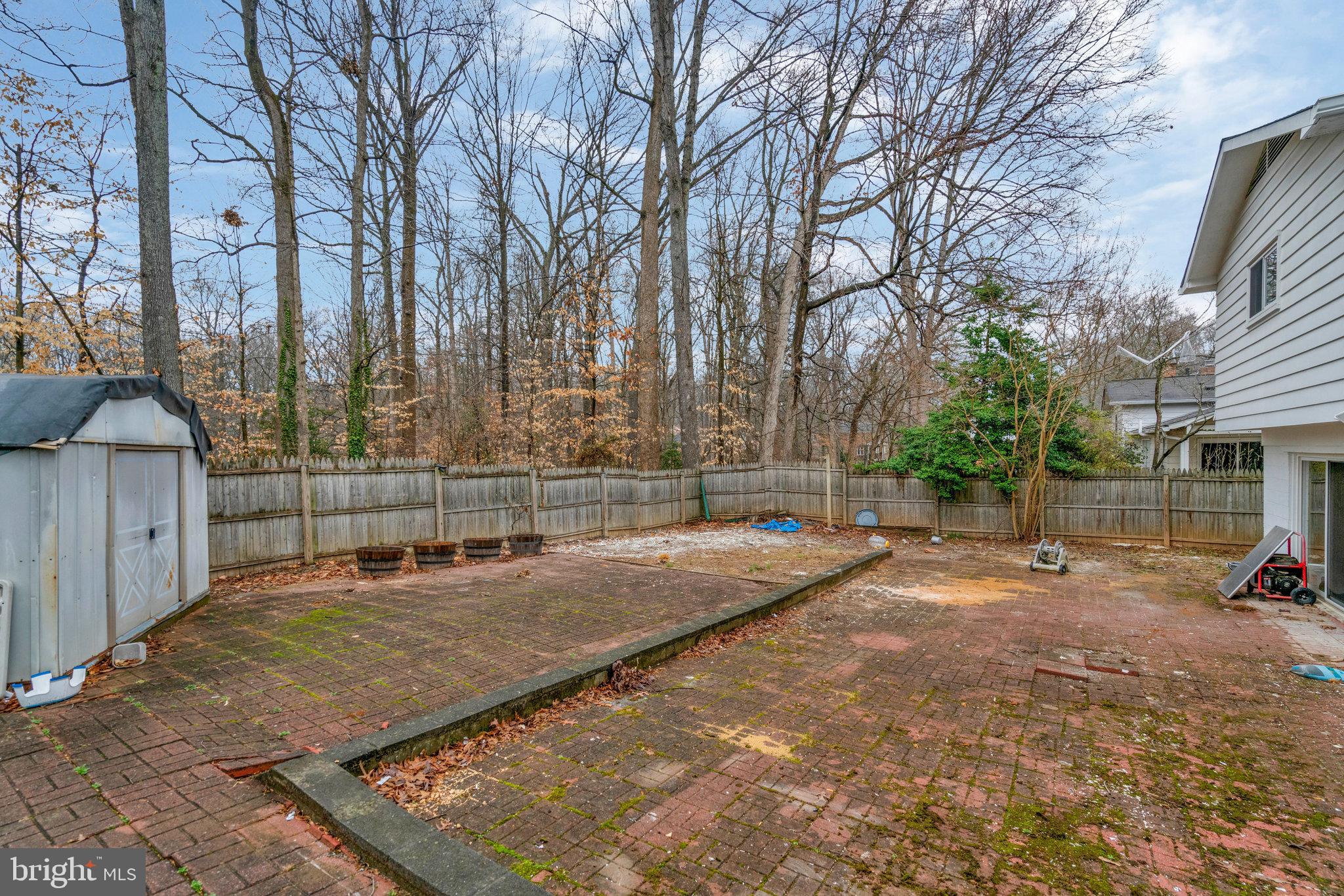 CANTERBURY WOODS - Residential Lease