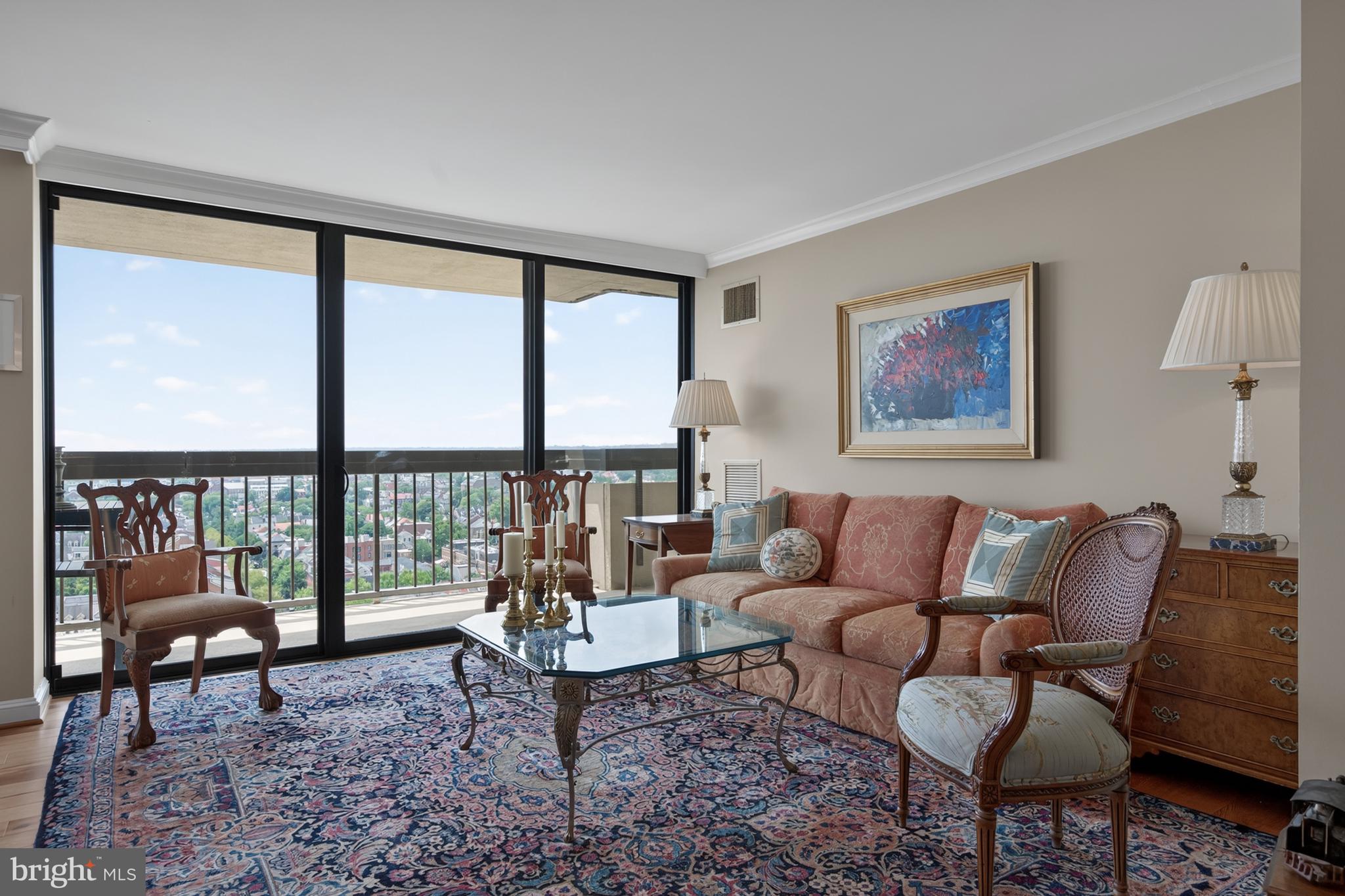 ALEXANDRIA HOUSE - Residential
