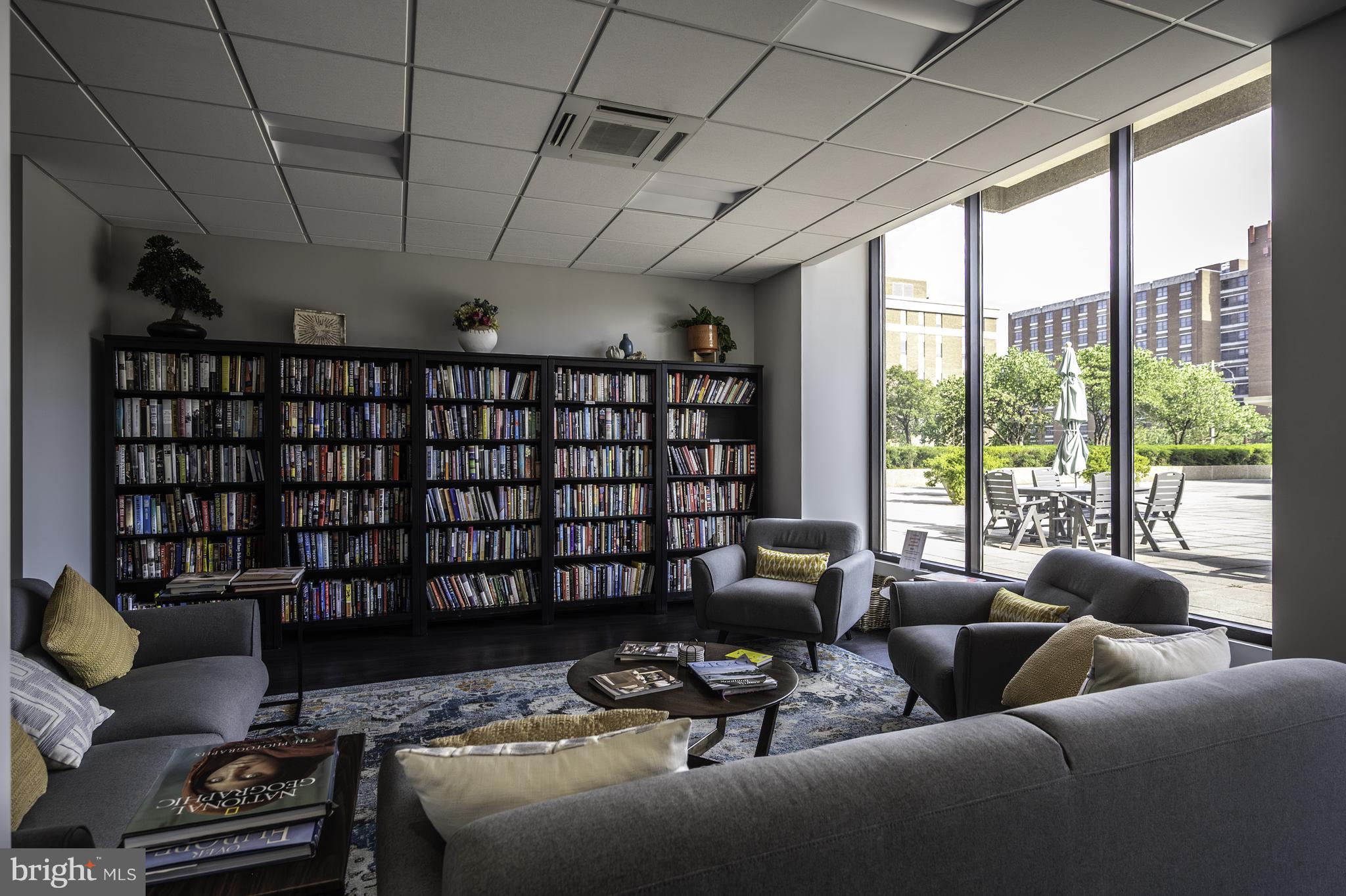 ALEXANDRIA HOUSE - Residential