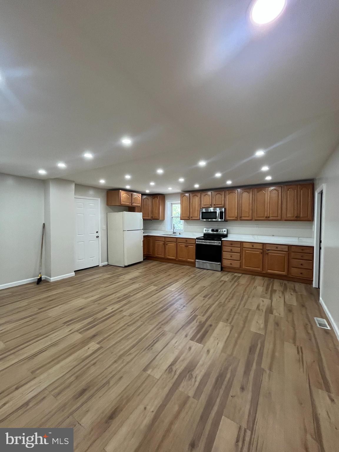 LEWISTOWN BORO - Residential