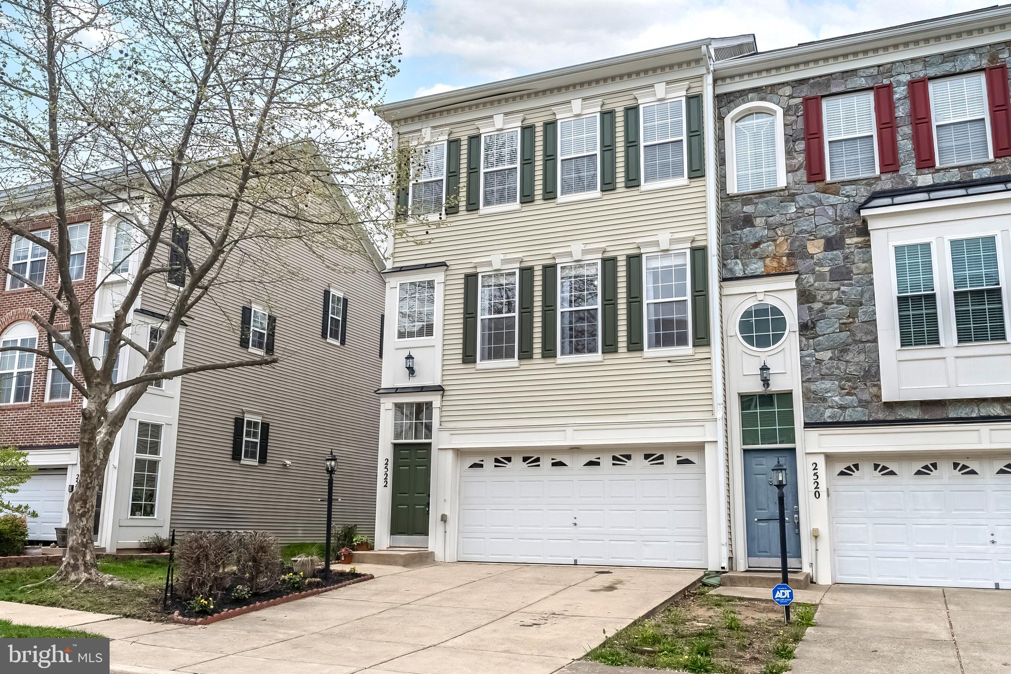 RIVER OAKS - Residential