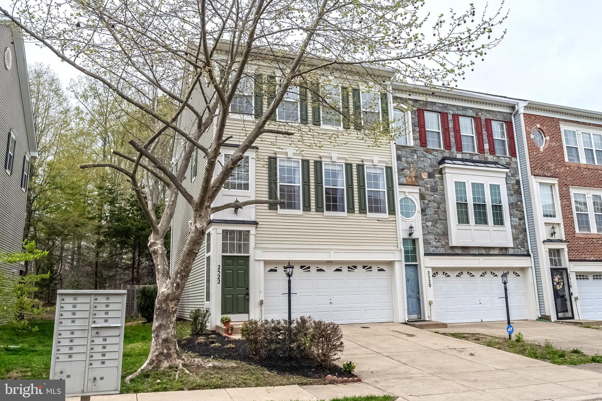 RIVER OAKS - Residential