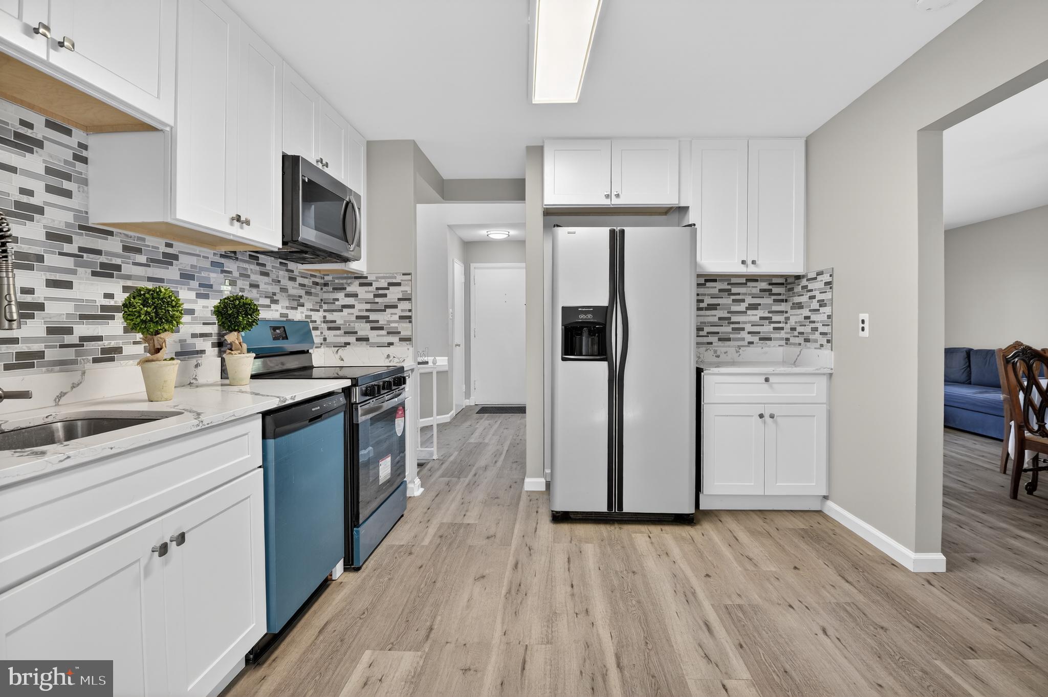 GLENVIEW - Residential