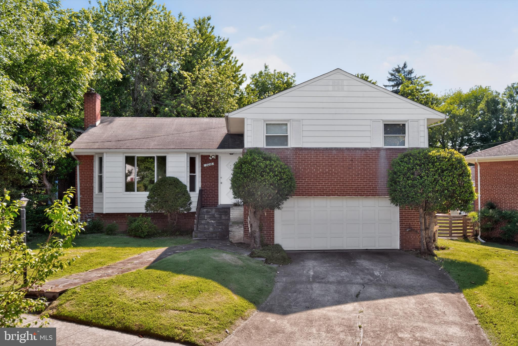 GLENVIEW - Residential