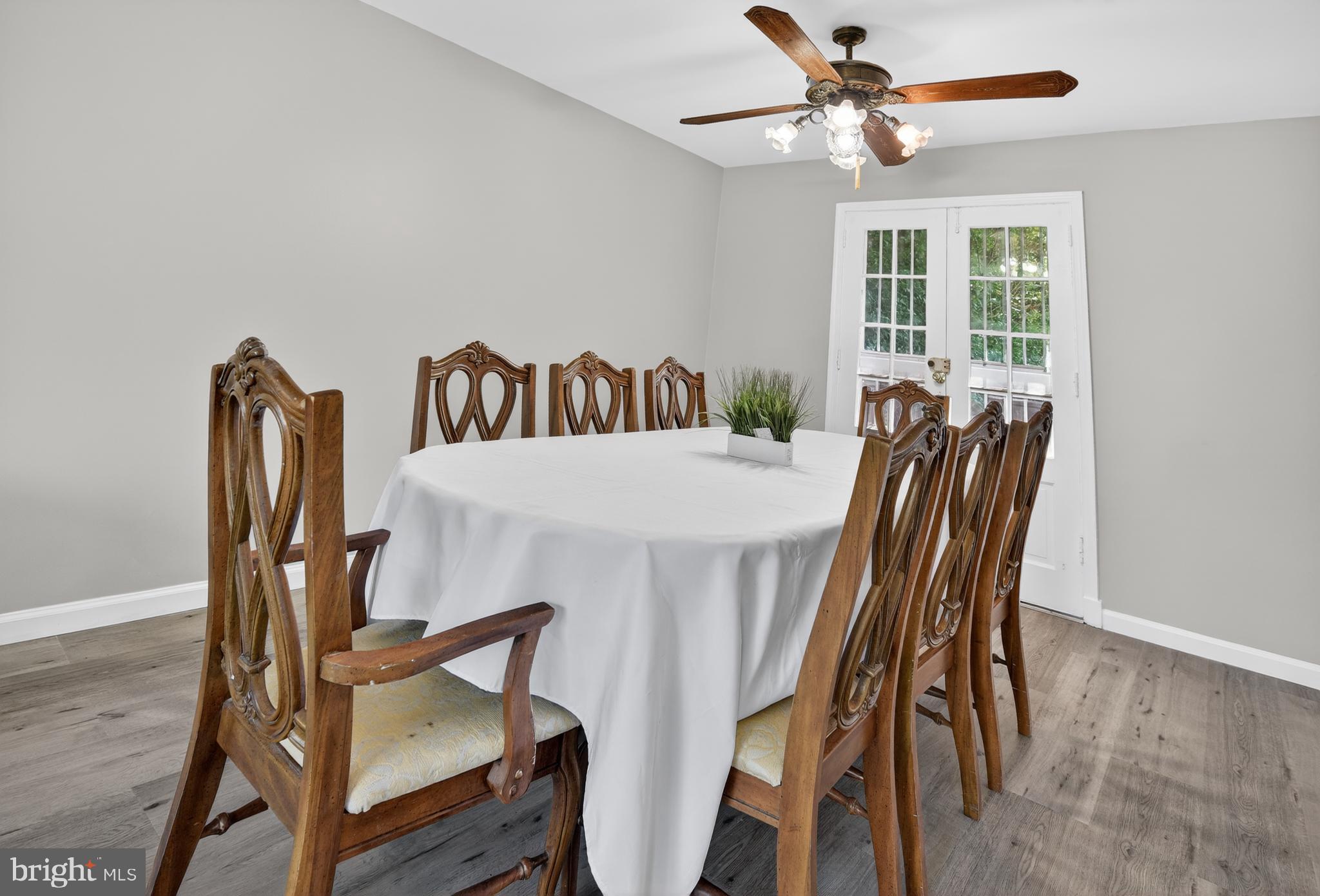 GLENVIEW - Residential