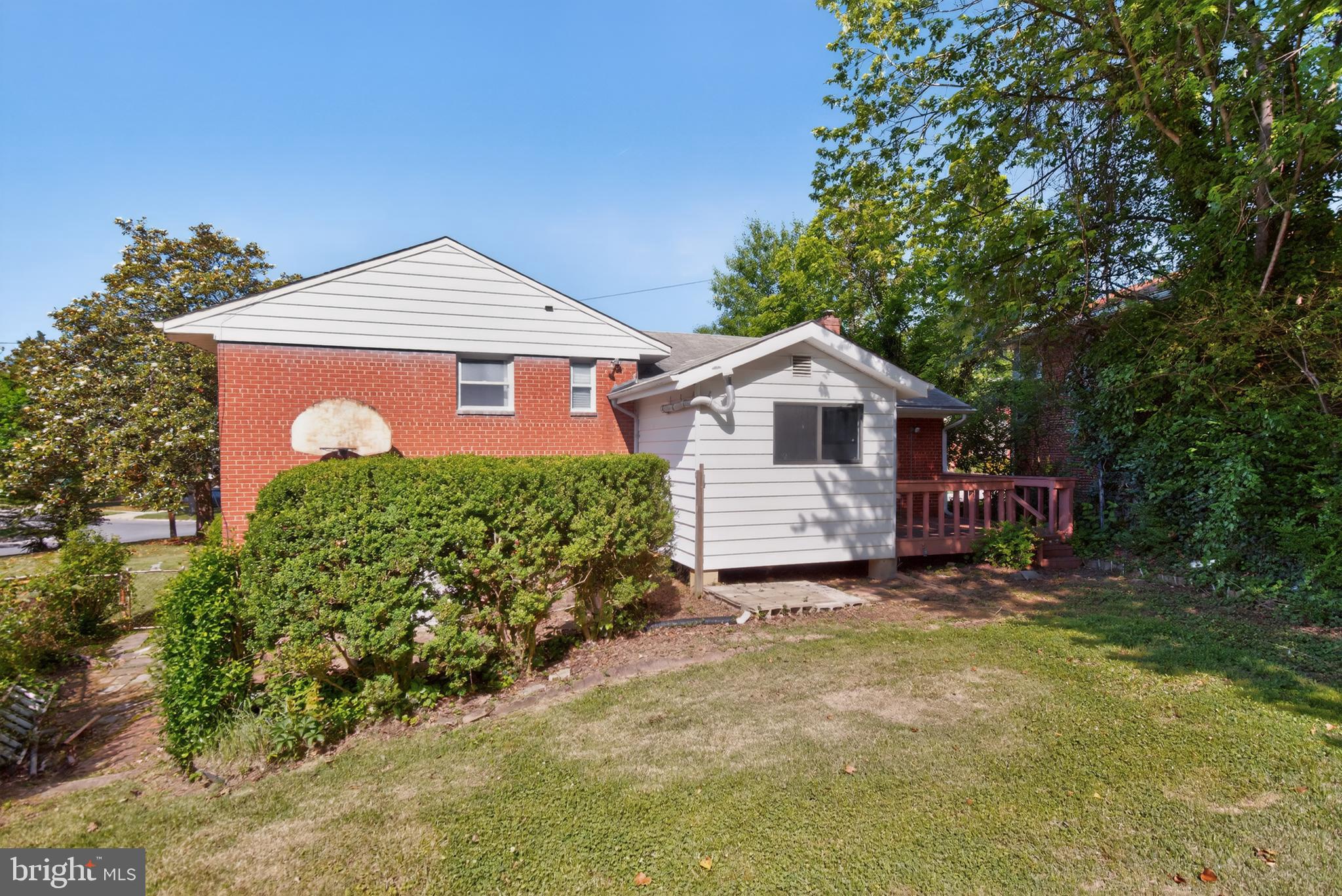 GLENVIEW - Residential