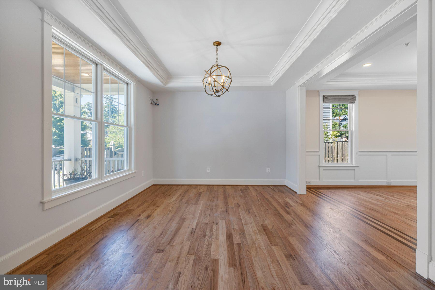 AYRLAWN - Residential