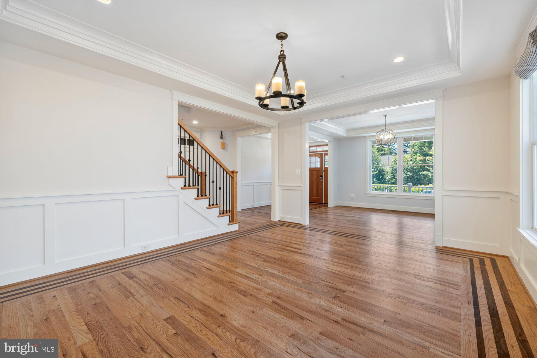 AYRLAWN - Residential