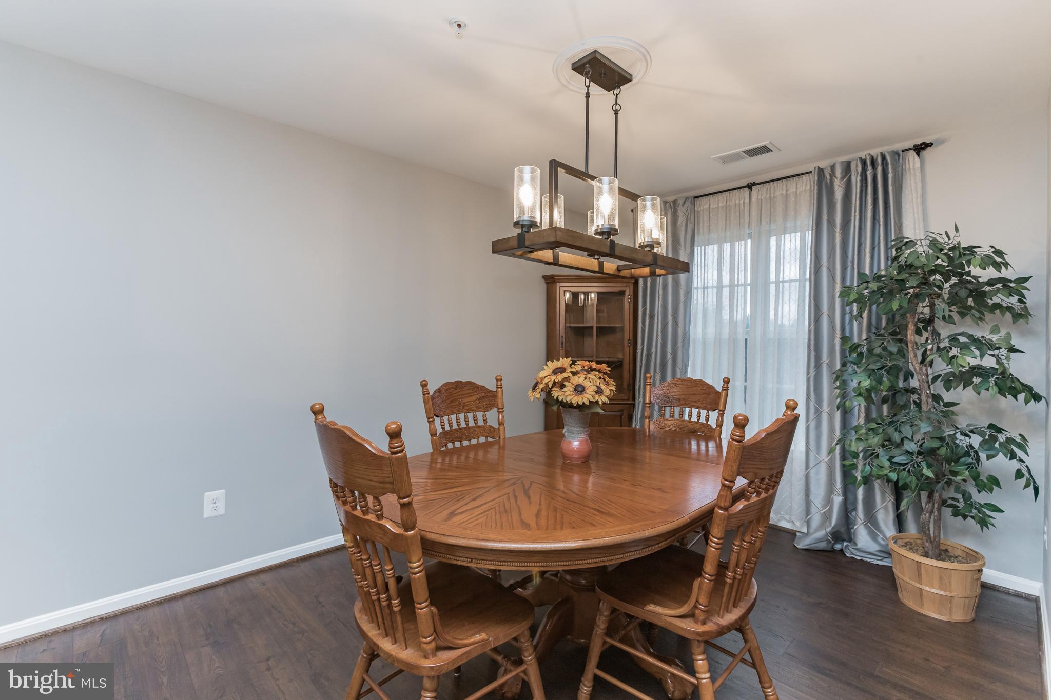 ETON PLACE - Residential