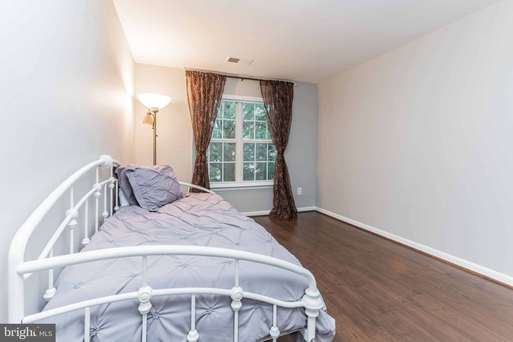 ETON PLACE - Residential
