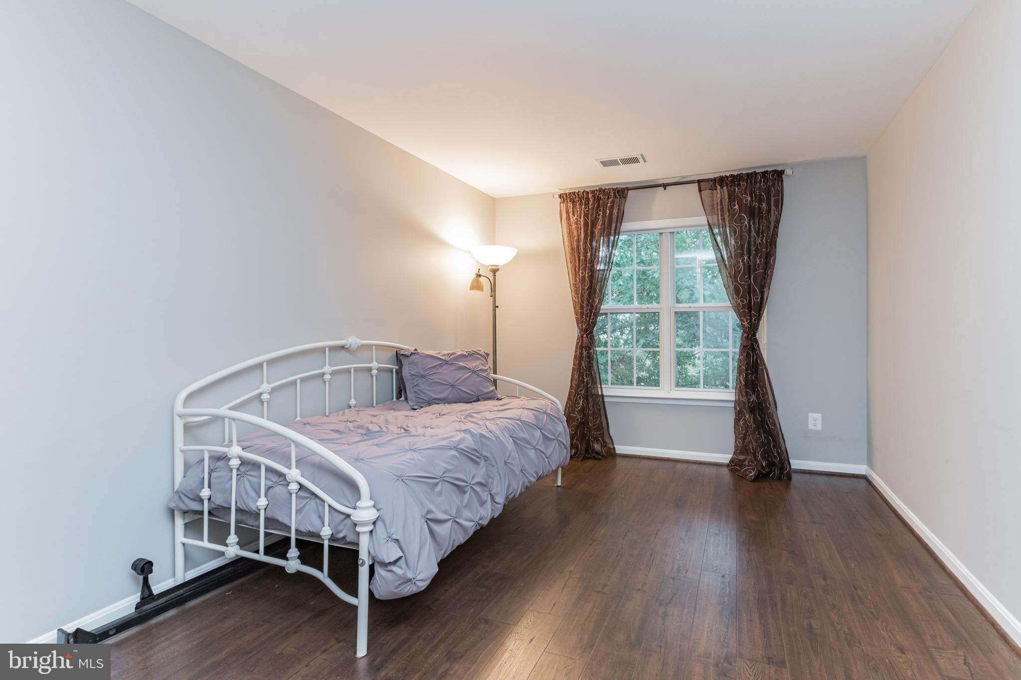 ETON PLACE - Residential