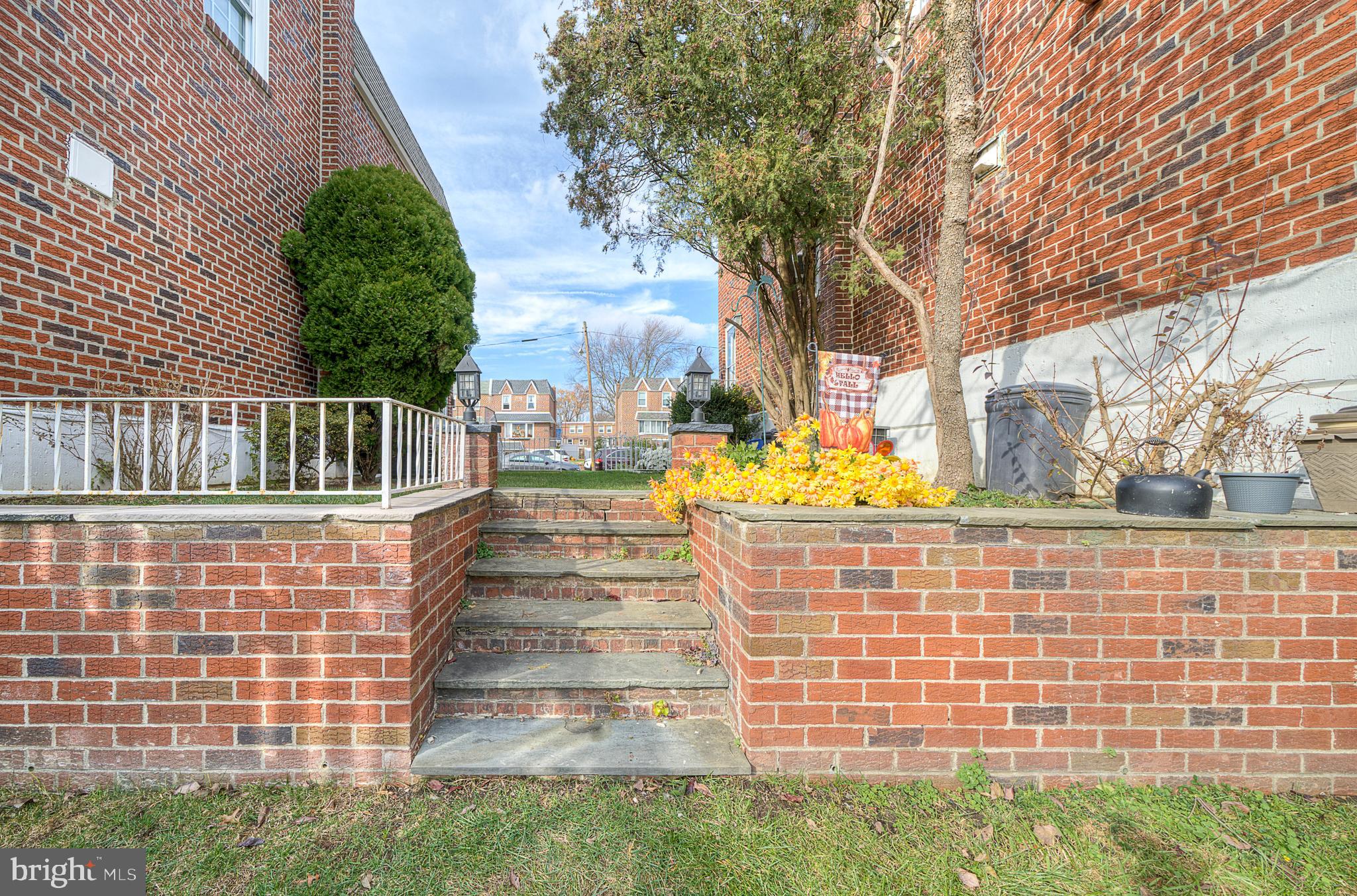 MILLBROOK - Residential