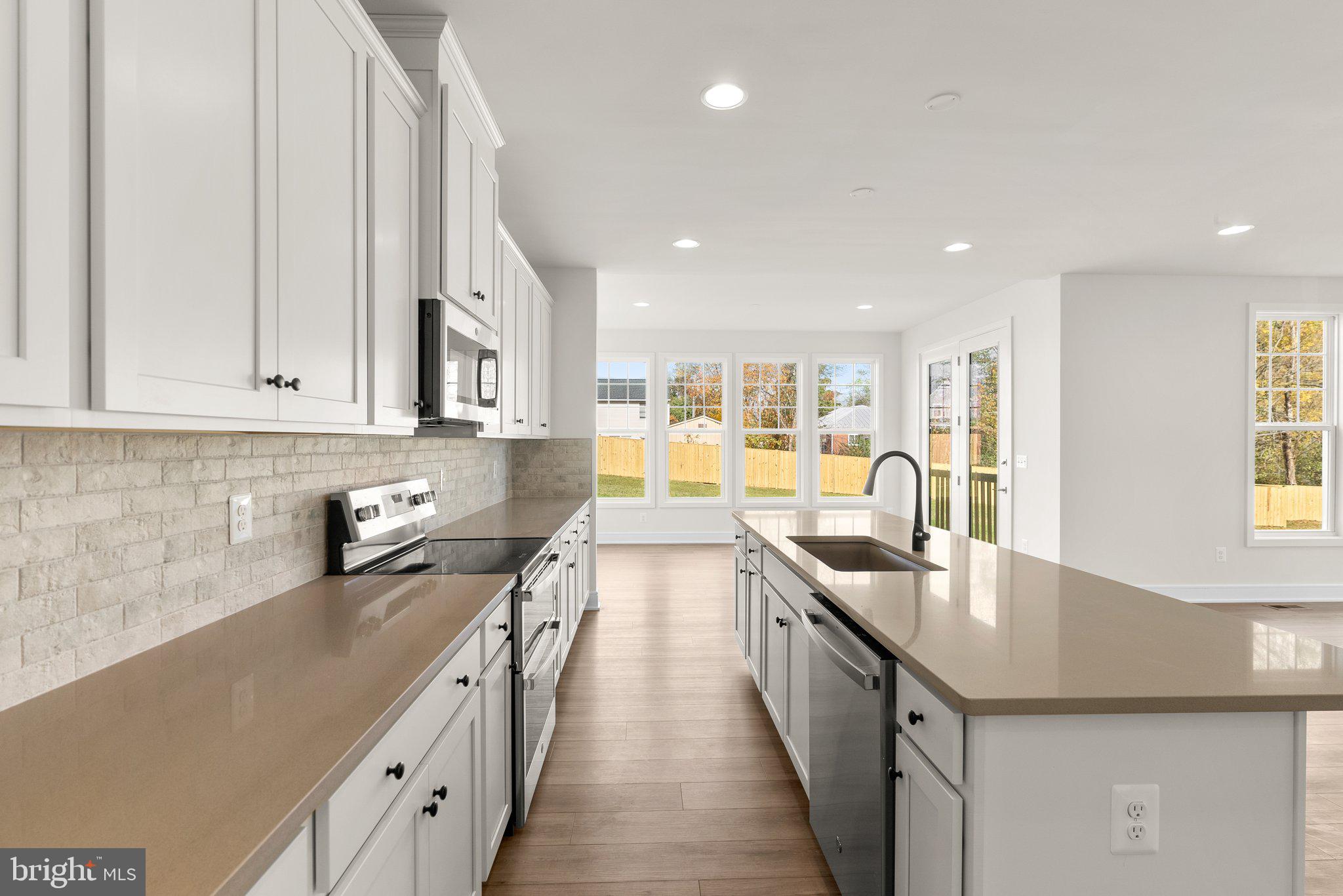 HERITAGE AT MARSHALL - Residential