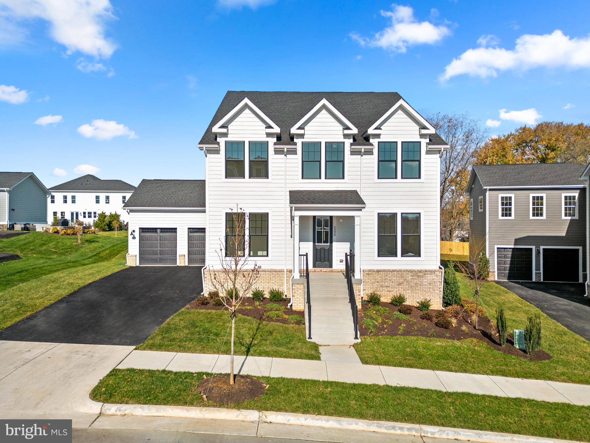 HERITAGE AT MARSHALL - Residential