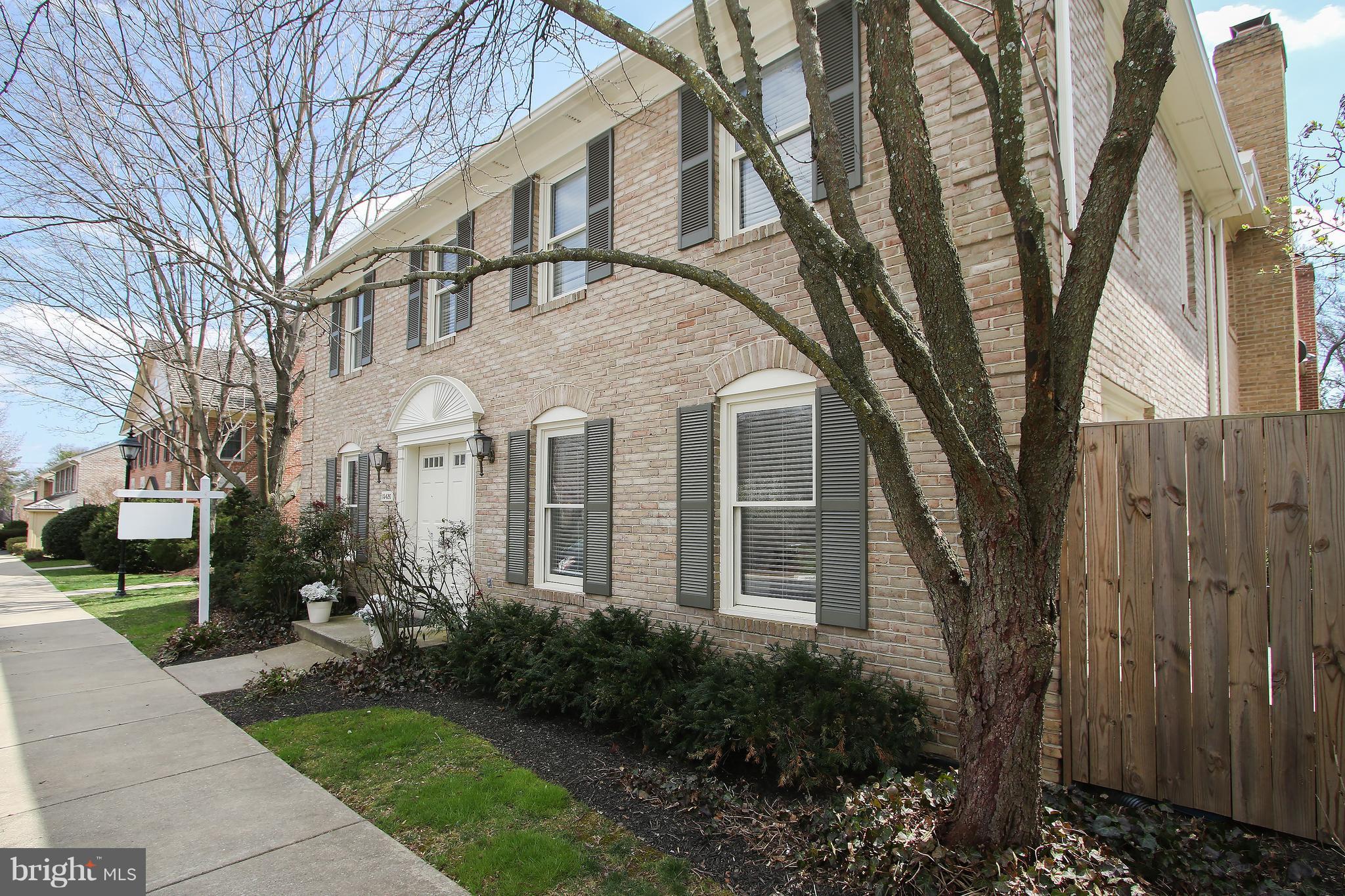 AMAZING MANOR VILLAGE END UNIT TOWNHOME FEATURING 3 BEDROOMS, 2 FULL BATHS , 2 HALF BATHS. GLEAMING HARDWOOD FLOORS.  NEW PAINT AND CARPET. SPACIOUS LOWER LEVEL FAMILY ROOM WITH LARGE DEN/STUDY/GUEST ROOM. GORGEOUS PRIVATE FLAGSTONE PATIO FULLY FENCED IN. GREAT LOCATION CLOSE TO SHOPPING AND PUBLIC TRANSPORTATION.  A MUST SEE!!